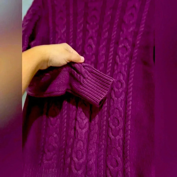 LL Bean Sweater Womens Small size Purple Magenta Cable Knit Fishermans Crew Neck - Picture 7 of 9